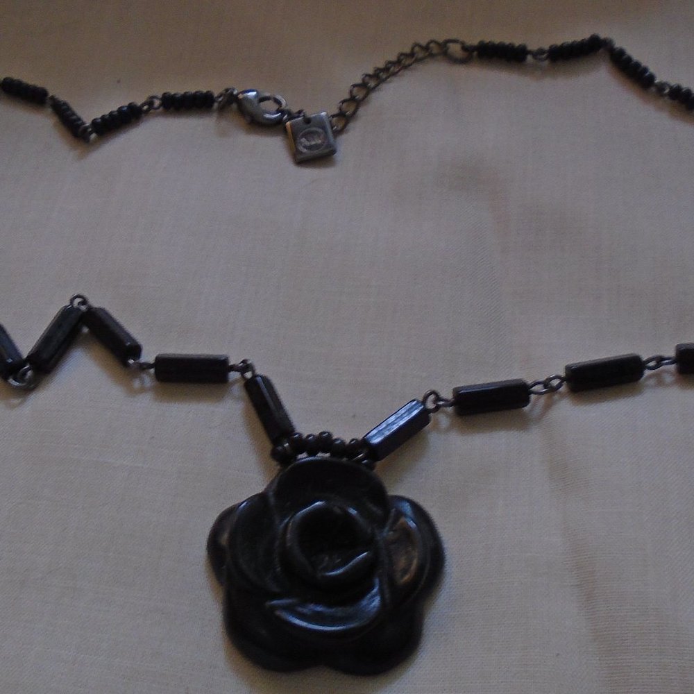 Black stone rose and bead necklace